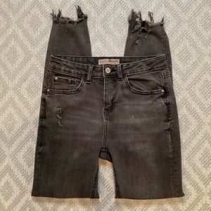 Denim & Co. Distressed Skinny Jeans size 6